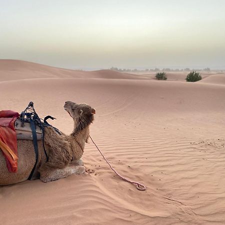 Отель Erg Chebbi Sahara Camp Мерзуга Экстерьер фото