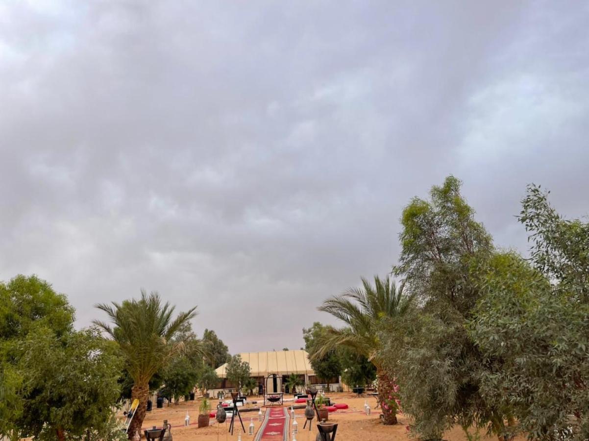 Отель Erg Chebbi Sahara Camp Мерзуга Экстерьер фото