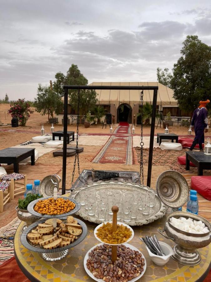 Отель Erg Chebbi Sahara Camp Мерзуга Экстерьер фото