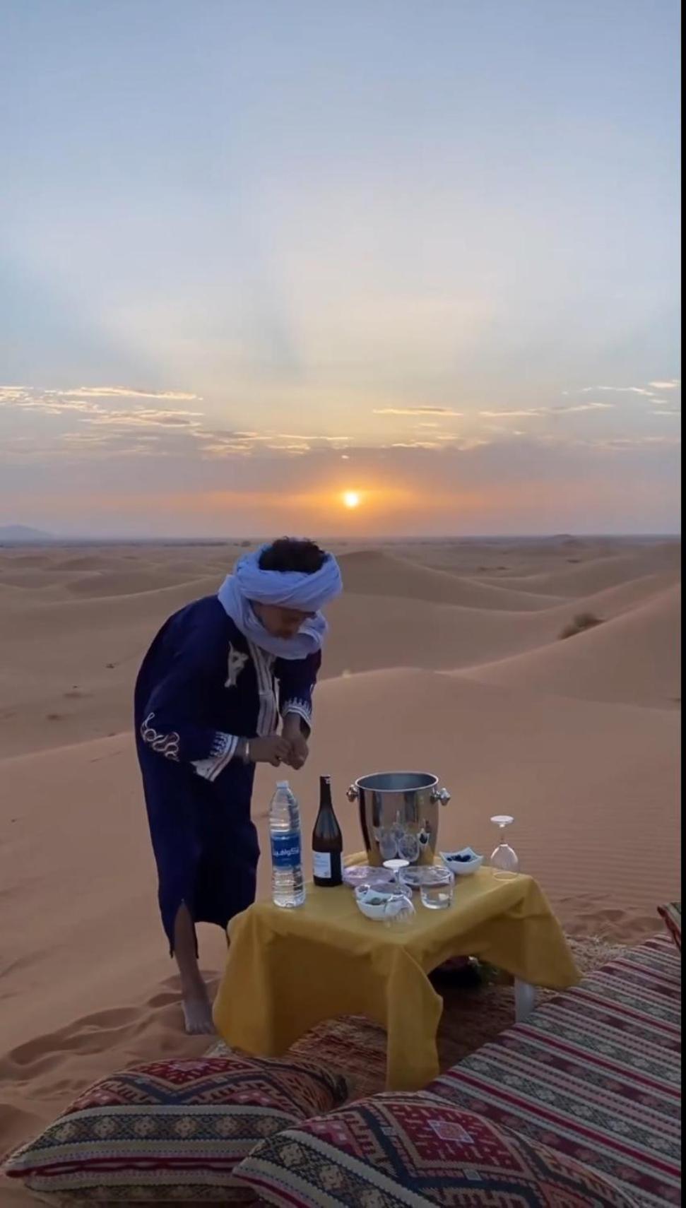 Отель Erg Chebbi Sahara Camp Мерзуга Экстерьер фото
