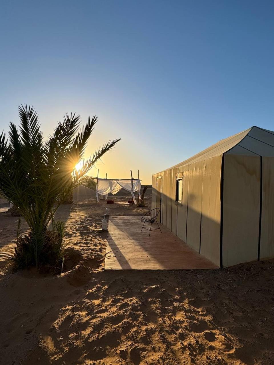 Отель Erg Chebbi Sahara Camp Мерзуга Экстерьер фото